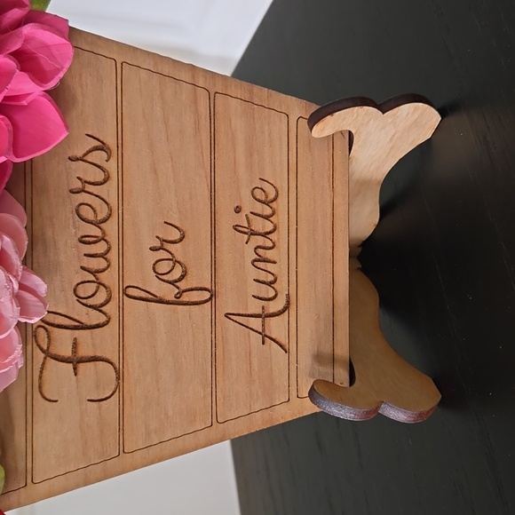 Wood Flower Bouquet for Auntie - Picture 2 of 5